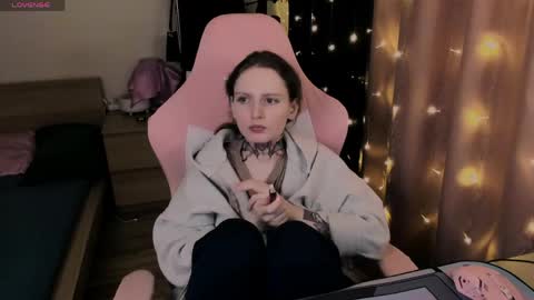 on_yxxx online show from 25, 4, 2026
