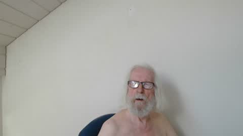 Snapshot of onanister chatting on 30, 6, 2026 Somewhere over the rainbow online show from 30, 6, 2026