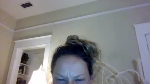 Snapshot of onaswims chatting on 22, 6, 2026 onaswims online show from 22, 6, 2026