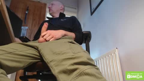 one balled wonder online show from 25, 3, 2026