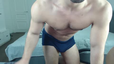 onebestlover online show from 6, 3, 2025