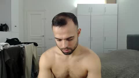 onebestlover online show from 23, 3, 2026