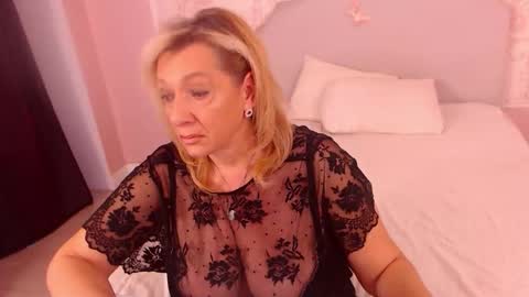 Nicole online show from 4, 12, 2025