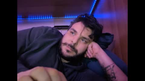 onecrew1 online show from 10, 2, 2025