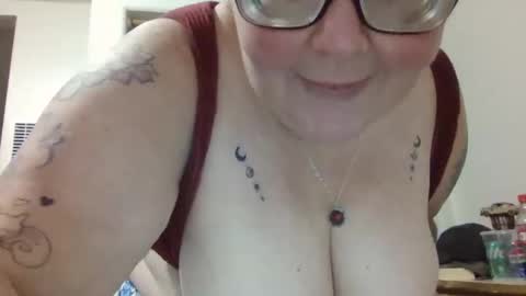 Snapshot of onedaffodil84 chatting on 12, 2, 2025 Pixie online show from 12, 2, 2025