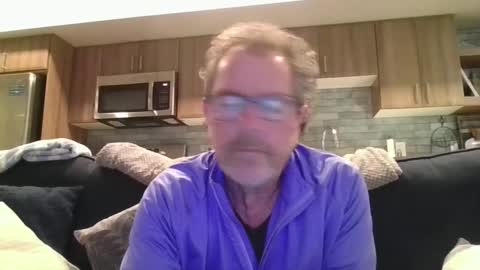 Snapshot of oneoften1000 chatting on 17, 1, 2025 couple mature milf bigboobs curvy mommydaddy online show from 17, 1, 2025