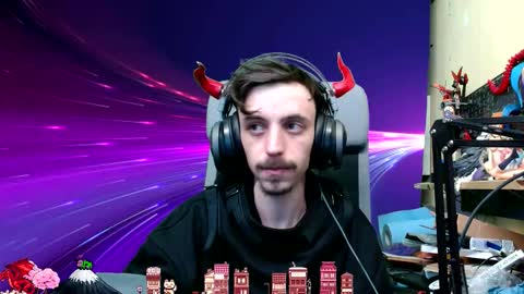 Snapshot of oni_hoshi chatting on 18, 12, 2025 Oni hoshi online show from 18, 12, 2025