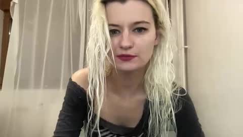 Snapshot of onika_cox chatting on 31, 5, 2026 Onika online show from 31, 5, 2026