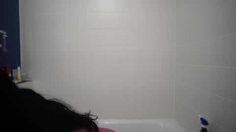 Snapshot of only_cara_mella chatting on 10, 1, 2025 Cara Mella online show from 10, 1, 2025