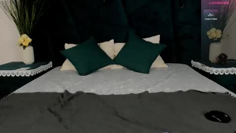 Snapshot of only_eric chatting on 18, 12, 2025 Erick online show from 18, 12, 2025