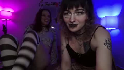 Snapshot of onyx_black666 chatting on 16, 12, 2025 onyx_black666 online show from 16, 12, 2025