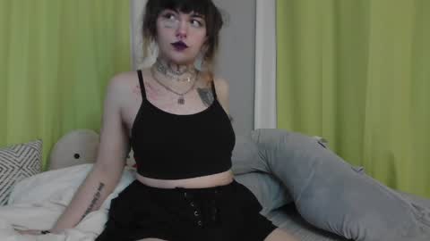 Snapshot of onyx_black666 chatting on 2, 4, 2026 onyx_black666 online show from 2, 4, 2026