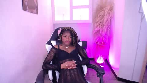 Snapshot of onyx_ebony chatting on 15, 10, 2025 onyx_ebony online show from 15, 10, 2025