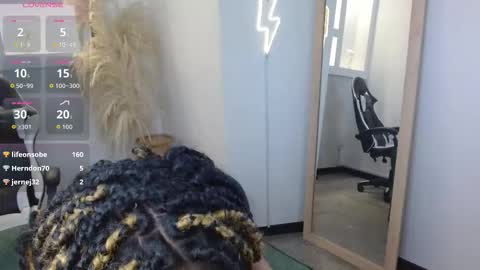 Snapshot of onyx_ebony chatting on 23, 10, 2025 onyx_ebony online show from 23, 10, 2025