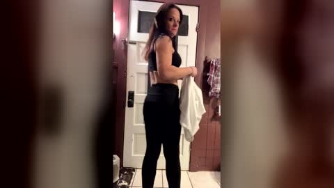 Snapshot of oojoleneoo chatting on 15, 12, 2025 Jolene online show from 15, 12, 2025