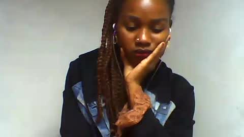 Snapshot of oooorazanasoa chatting on 25, 6, 2026 oooorazanasoa online show from 25, 6, 2026