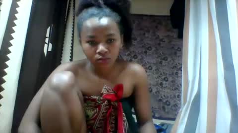 oooozafiette online show from 5, 7, 2026