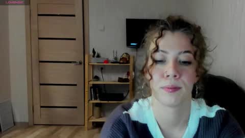 Snapshot of oops_britney chatting on 10, 1, 2026 Britney online show from 10, 1, 2026