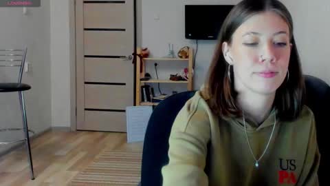 Snapshot of oops_britney chatting on 21, 2, 2026 Britney online show from 21, 2, 2026