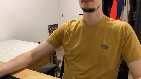 Snapshot of orders19 chatting on 1, 12, 2025 Woody online show from 1, 12, 2025