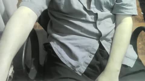 Snapshot of ore_cam chatting on 18, 1, 2025 Ore online show from 18, 1, 2025