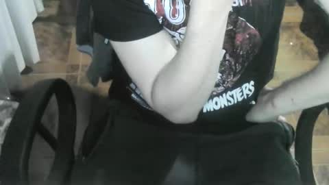 Snapshot of ore_cam chatting on 21, 1, 2025 Ore online show from 21, 1, 2025