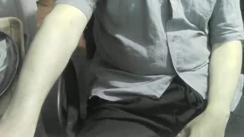 Snapshot of ore_cam chatting on 28, 1, 2025 Ore online show from 28, 1, 2025