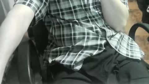 Snapshot of ore_cam chatting on 29, 1, 2025 Ore online show from 29, 1, 2025