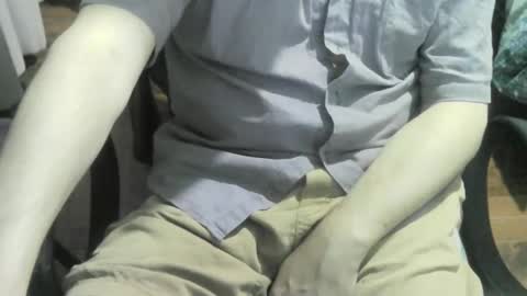 Snapshot of ore_cam chatting on 5, 2, 2025 Ore online show from 5, 2, 2025