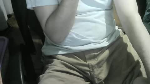 Snapshot of ore_cam chatting on 5, 2, 2025 Ore online show from 5, 2, 2025