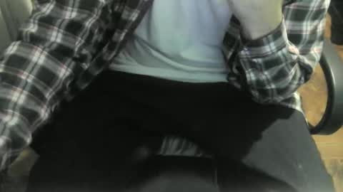 Snapshot of ore_cam chatting on 6, 2, 2025 Ore online show from 6, 2, 2025