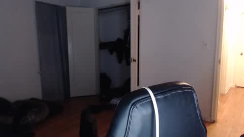 Snapshot of oregon87 chatting on 14, 12, 2024 The Oregon Lumberjack online show from 14, 12, 2024