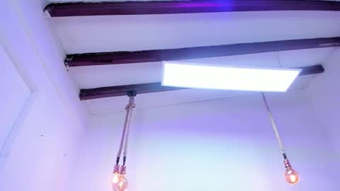 Miss Guzman  online show from 17, 12, 2024