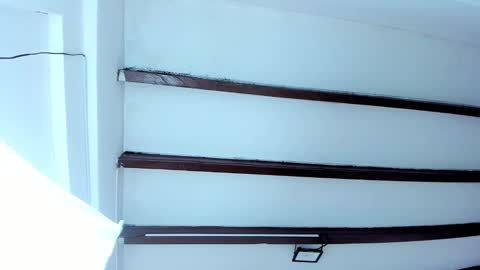 Miss Guzman  online show from 8, 2, 2025