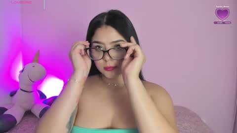 Miss Guzman  online show from 22, 10, 2025