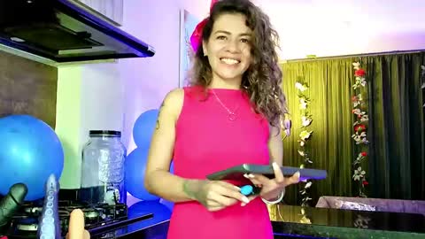 Snapshot of oriana_thomson2 chatting on 23, 2, 2025 Oriana online show from 23, 2, 2025