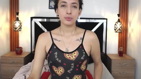 Snapshot of orianna_bodmod chatting on 13, 12, 2025 ORIANNA online show from 13, 12, 2025