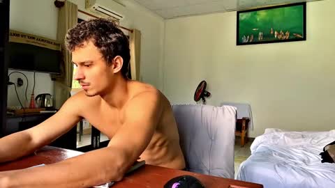 Fansly and Instagram -  online show from 8, 2, 2026