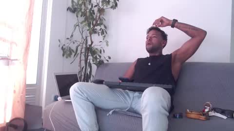 Snapshot of orlando_horny chatting on 25, 9, 2025 orlando_horny online show from 25, 9, 2025