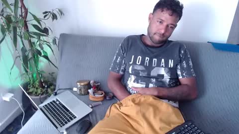 Snapshot of orlando_horny chatting on 1, 10, 2025 orlando_horny online show from 1, 10, 2025