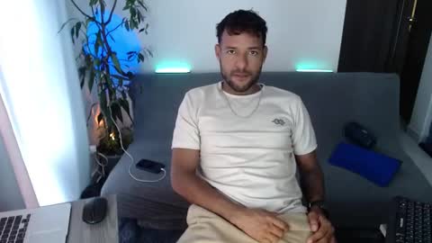 Snapshot of orlando_horny chatting on 6, 10, 2025 orlando_horny online show from 6, 10, 2025