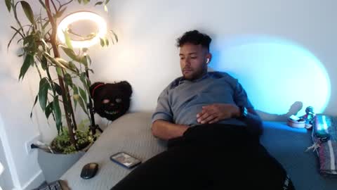 Snapshot of orlando_horny chatting on 11, 10, 2025 orlando_horny online show from 11, 10, 2025