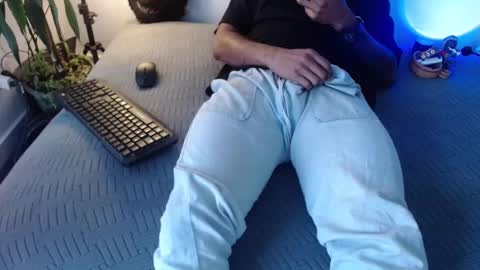 Snapshot of orlando_horny chatting on 14, 10, 2025 orlando_horny online show from 14, 10, 2025