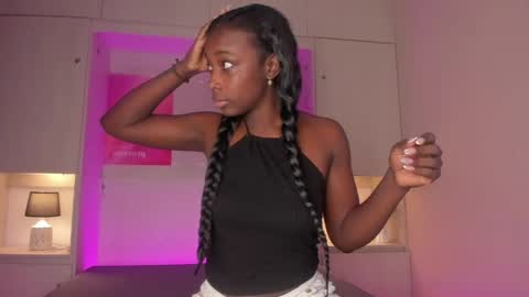 Snapshot of oshun_444 chatting on 29, 4, 2026 oshun_444 online show from 29, 4, 2026