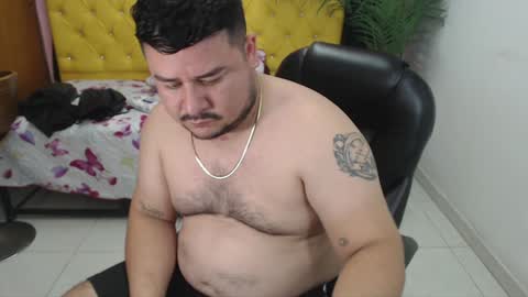 Snapshot of oso_gael chatting on 22, 12, 2024 Bear Gael online show from 22, 12, 2024