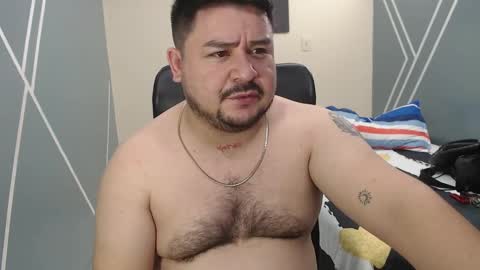 Snapshot of oso_gael chatting on 24, 1, 2025 Bear Gael online show from 24, 1, 2025