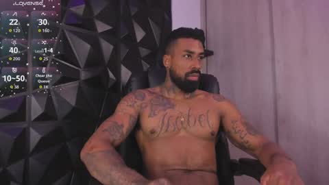 Snapshot of ostin_danielss chatting on 25, 10, 2025 Ostin Daniels online show from 25, 10, 2025