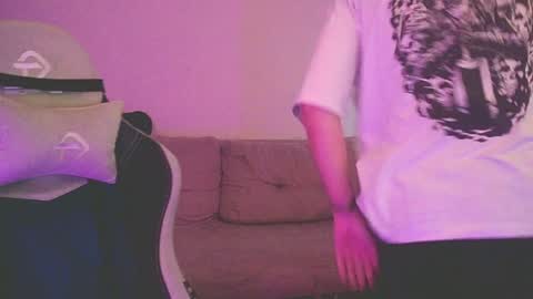 Ostin online show from 4, 1, 2025