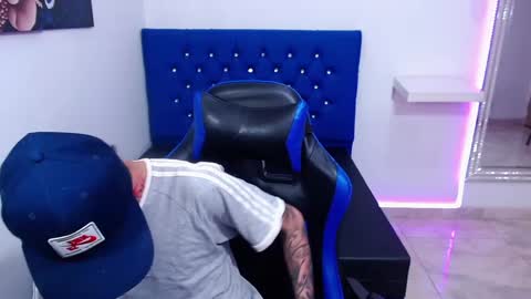 Snapshot of ostinmills chatting on 4, 12, 2024 Ostin baby online show from 4, 12, 2024