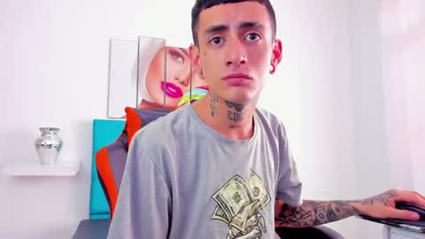 Snapshot of ostinmills chatting on 17, 12, 2024 Ostin baby online show from 17, 12, 2024